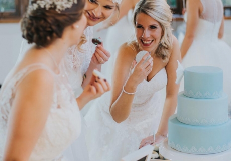 Eine Winterhochzeit ist schön - und du kannst dekorieren wie eine Schneekönigin (c) Svetlana Kohlmeier Fotografie